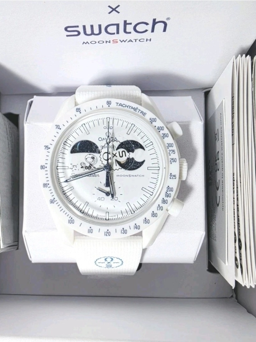 (HQ REPLIKA) Omega x Swatch Mission to Earthphase Moonshine Gold Snoopy